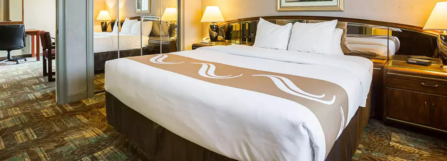 Beautiful King Bed Room